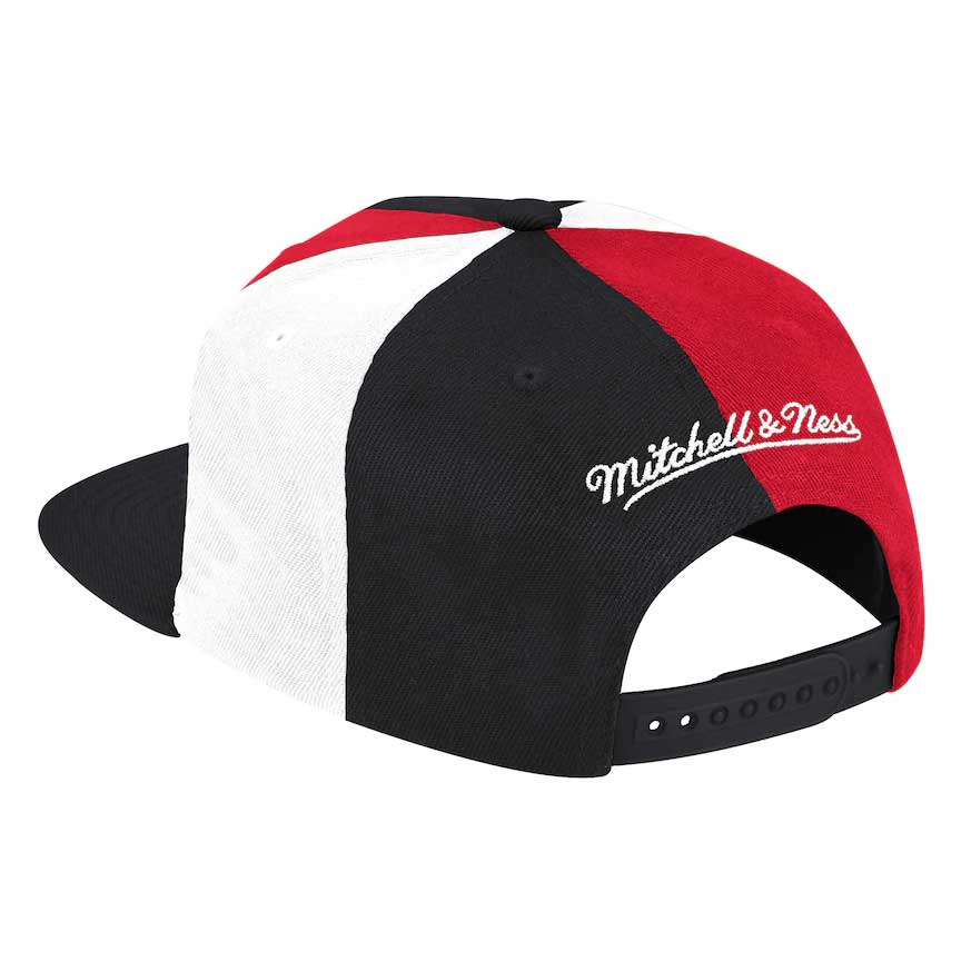 Chicago Bulls Mitchell & Ness Pinwheel Snapback Hat Black/Red/White